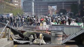 Des manifestants à Toulouse lors du 22e jour de mobilisation.