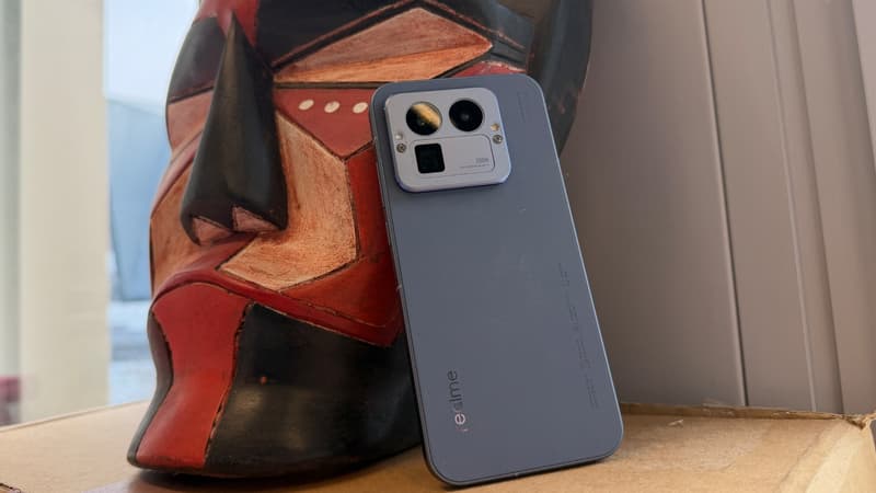 Realme GT 8 Pro: le smartphone résolument haut de gamme, même pour la photo, qui vous propose de le personnaliser d’un coup de tournevis