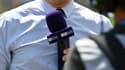 Un micro beIN Sports lors d'un match de L2 à Nîmes en juillet 2021