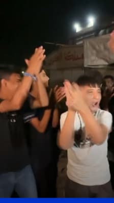 Des scènes de liesse à Gaza et à Tel-Aviv après l'acceptation du plan de paix par le Hamas et Israël 