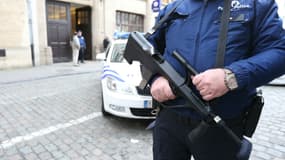 Plusieurs personnes liées à un réseau de recrutement jihadiste ont été arrêtées en Belgique. 