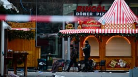 Le marché de Noël de Magdebourg, le 21 décembre 2024, au lendemain d'un possible "attentat" qui a fait au moins cinq morts et 200 blessés