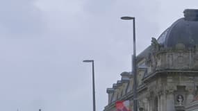 La ville de Calais a décidé de rallumer l'éclairage public le soir, la nuit et le matin dans la totalité de la commune. 