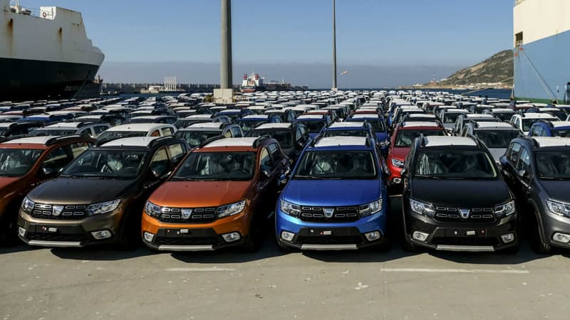 Des Dacia sur le port de Tanger (Maroc), où le Groupe Renault dispose d'une usine.