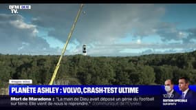 En Suède, Volvo réalise des crash-tests à l'aide d'une grue