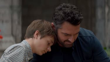 Arnaud Ducret et Max Baissette de Malglaive dans "Monsieur Je-Sais-Tout", en salles le 9 mai 2018