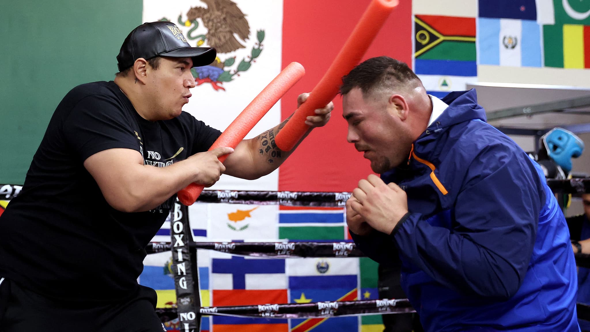 Andy Ruiz Jr (à gauche) et son nouvel entraîneur Eddy Reynoso Andy Ruiz Jr (à gauche) et son nouvel entraîneur Eddy Reynoso