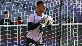 Guillaume Restes lors d'un match de Toulouse en Ligue 1, le 3 décembre 2023