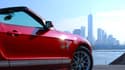 La Ford Mustang face à la "skyline" de New York.