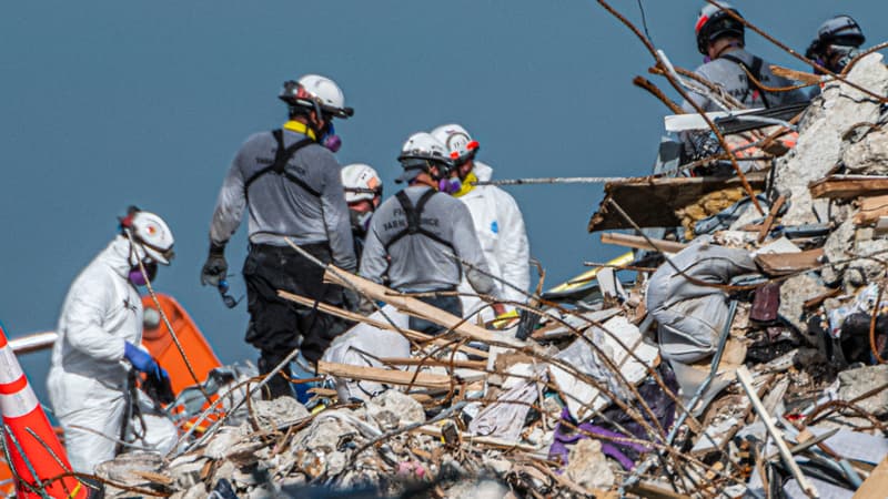 Deux nouveaux corps ont été découverts dans les décombres de l'immeuble effondré en Floride vendredi, portant le bilan à 22 morts, avec 126 personnes manquant toujours à l'appel, ont annoncé vendredi les autorités.