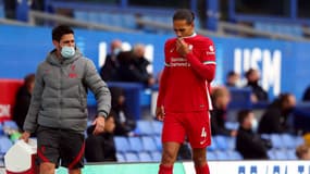 Van Dijl blessé avec Liverpool, dans le derby contre Everton