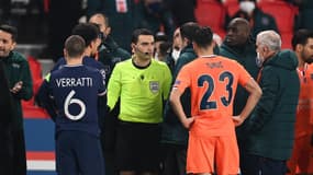 L’arbitre de PSG-Basaksehir Ovidiu Hategan 