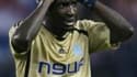 Niang peut se prendre la tête entre les mains. L'Olympique de Marseille est quasiment éliminé de la C1 désormais