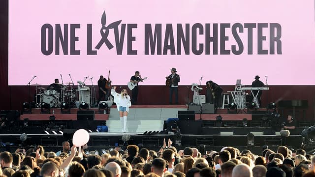 Miley Cyrus sur scène pendant le concert de charité à Manchester, le 4 juin 2017