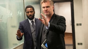John David Washington et Christopher Nolan dans "Tenet"