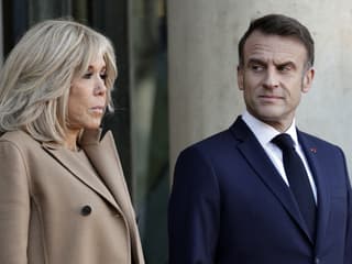 Brigitte et Emmanuel Macron le 28 novembre 2024 à Paris 