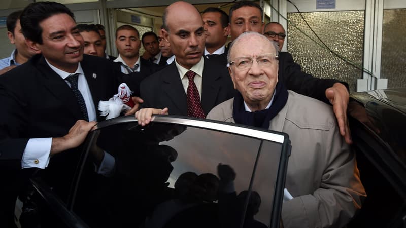 Béji Caïd Essebsi a recueilli un peu moins de 40% des voix lors de l'élection présidentielle en Tunisie.
