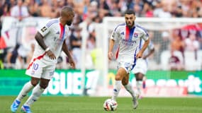 Lacazette et Mikautadze - OL