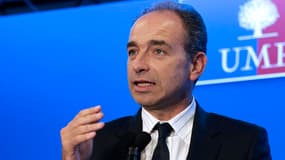 Jean-François Copé a accusé jeudi François Hollande de "favoriser la montée du FN".