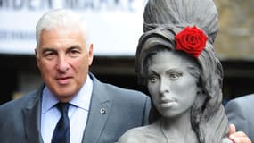 Mitchell Winehouse à l'inauguration de la statue d'Amy Winehouse à Londres, le 14 septembre 2014