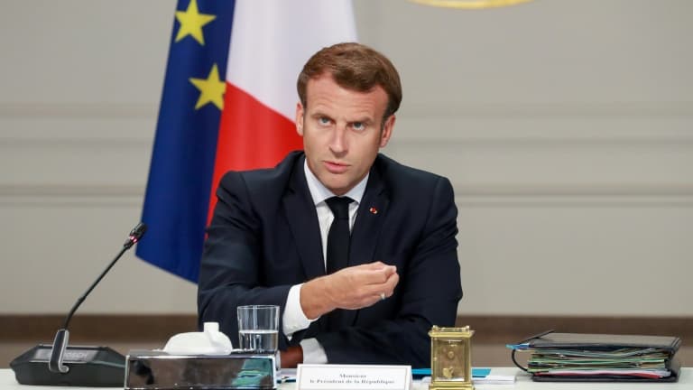 Le président français Emmanuel Macron au palais de l'Elysée à Paris le 24 juin 2020