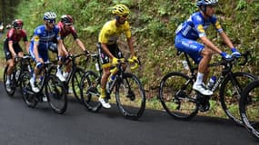 Alaphilippe (en jaune)