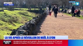 Rhône: les jeunes lyonnais impatients de s'amuser avec leurs cadeaux. 