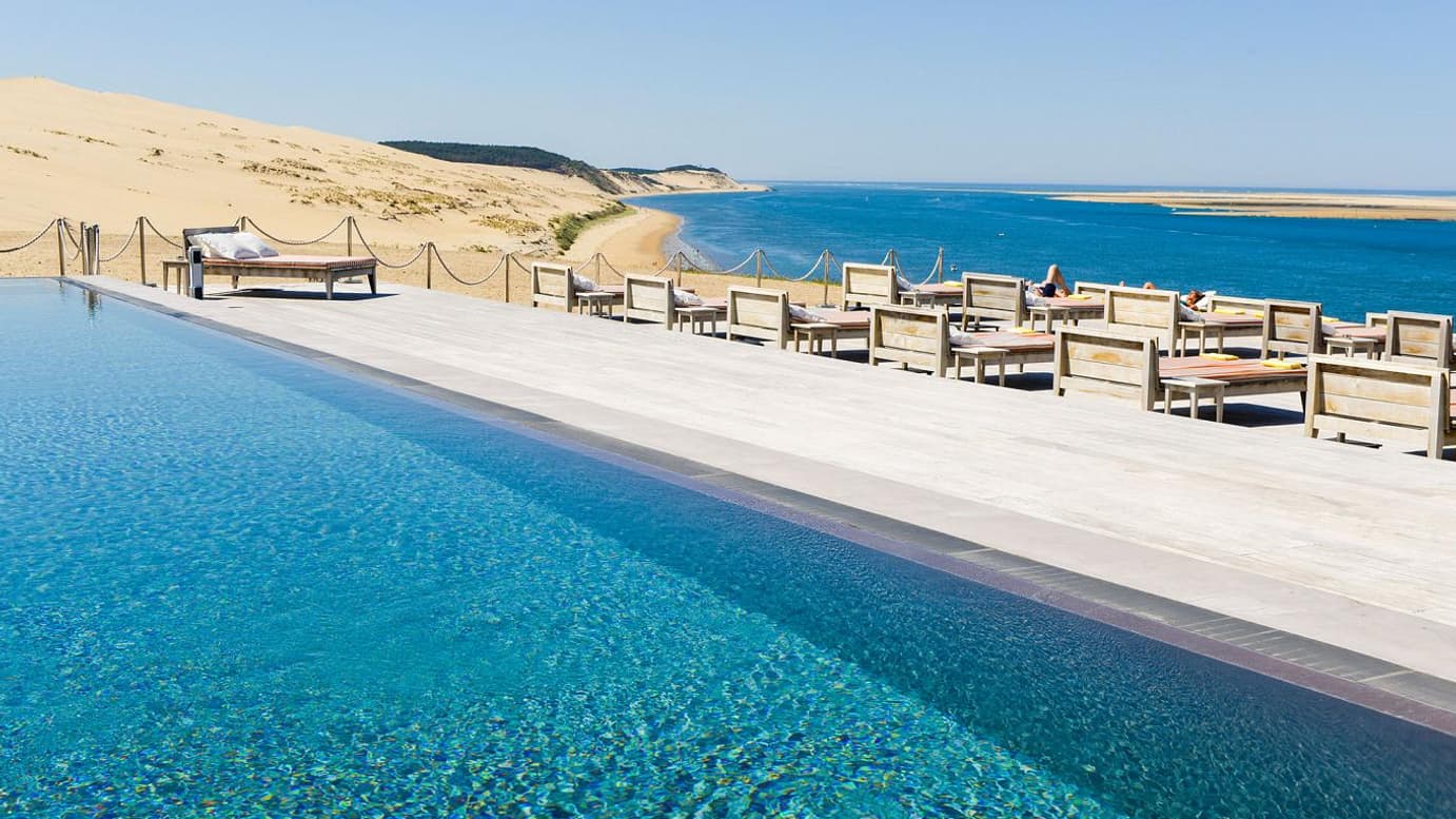 L’hôtel La Co(o)rniche.