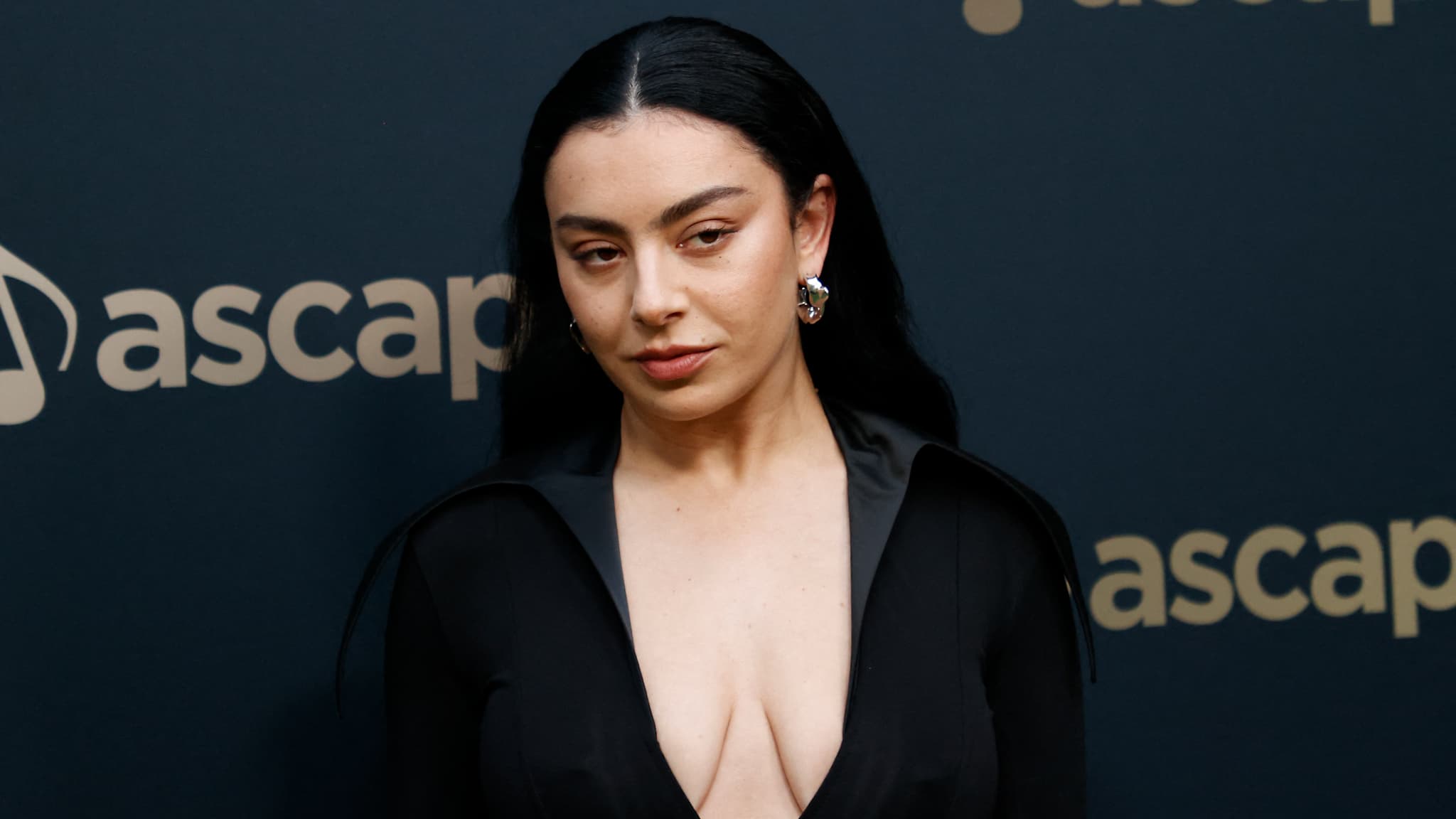 “Goodbye forever”: singer Charli XCX announces the end of “brat summer” – BFMTV