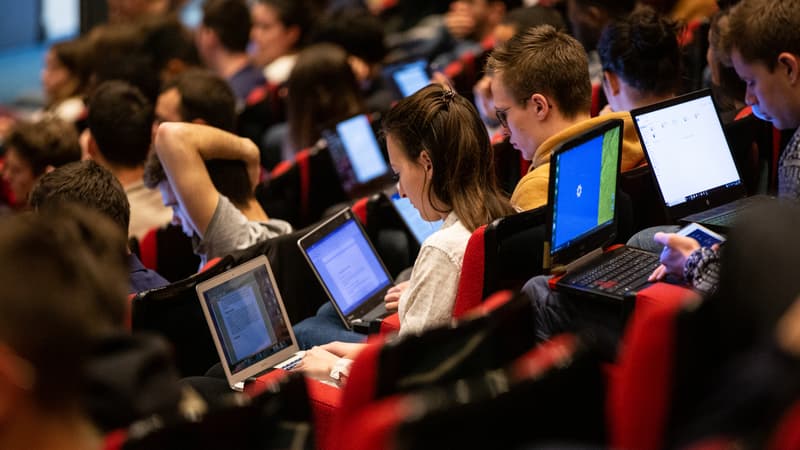 "Une affaire croquignolesque": l'incroyable histoire de ce professeur de lettres soupçonné de s'être attribué un "faux prix Nobel"