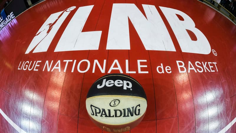 La Jeep Elite est partiellement suspendue