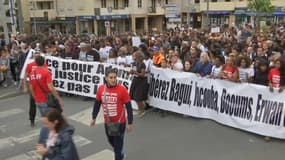Environ un millier de personnes étaient réunies dans les rues de Beaumont-sur-Oise.