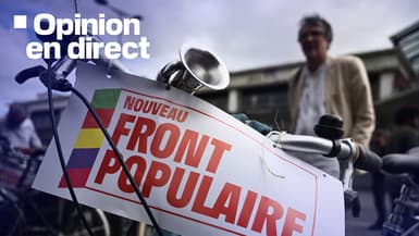 Un partisan du « Nouveau Front Populaire » (NFP) se tient près d'une pancarte lors d'un rassemblement de cyclistes à Bordeaux, le 3 juillet 2024.