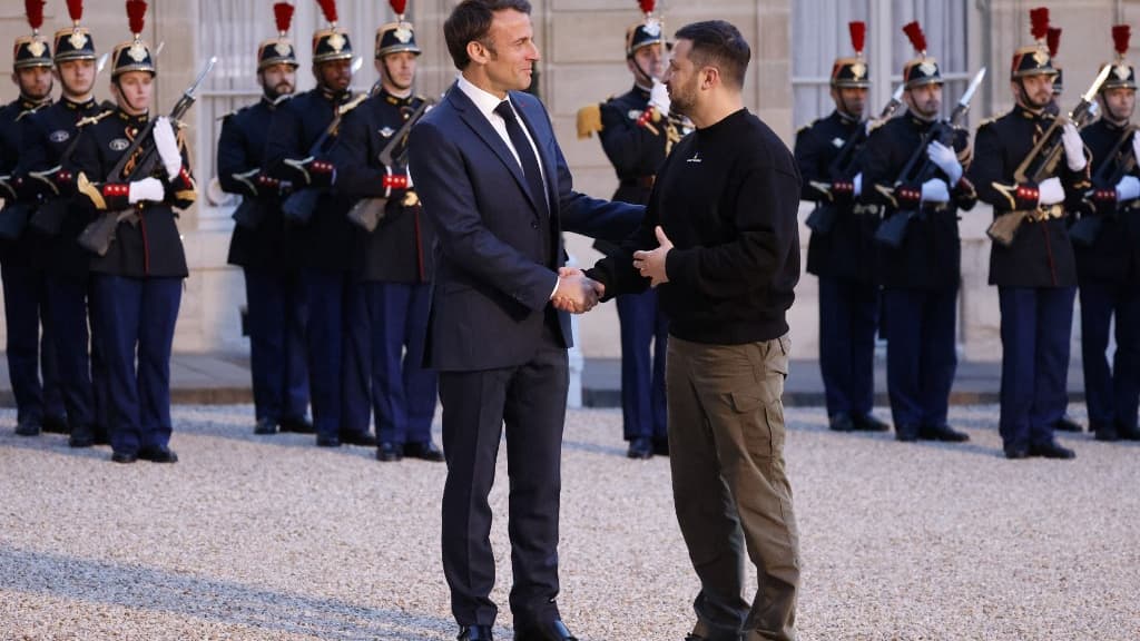 Emmanuel Macron et Volodymyr Zelensky à l'Élysée le 14 mai 2023