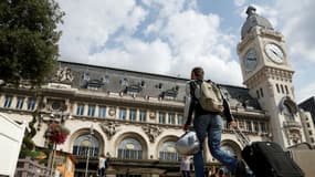 La baisse d'affluence gare de Lyon due à la grève impacte le quartier.