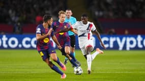 Nuno Mendes avec le Paris Saint-Germain contre Barcelone en Ligue des champions le 1er octobre 2025