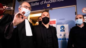 Mathieu Valbuena et son avocat Me Paul-Albert Iweins, le 20 octobre 2021