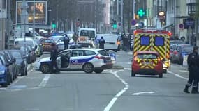 Opérations de police en cours dans le quartier du Neudorf à Strasbourg, le 13 décembre 2018