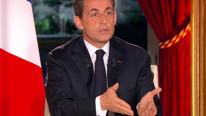 La situation financière de l'Europe se stabilise et l'Union européenne doit maintenant consacrer ses efforts à sortir de la crise économique, a déclaré dimanche Nicolas Sarkozy lors d'une intervention télévisée à la veille d'un Conseil européen à Bruxelle