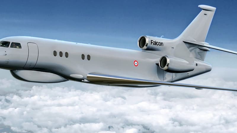 Le programme militaire d’avions de renseignement stratégique Archange (Avion de Renseignement à CHArge utile de Nouvelle GEnération) repose sur trois Falcon 8X de Dassault Aviation.