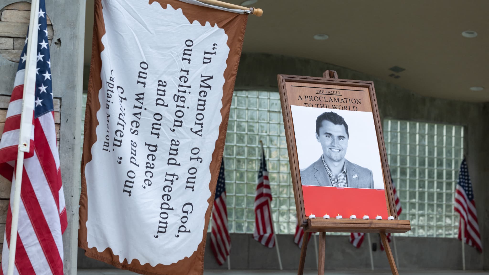 MEURTRE DE CHARLIE KIRK: LE FBI ANNONCE AVOIR RETROUVÉ L'ARME DU CRIME