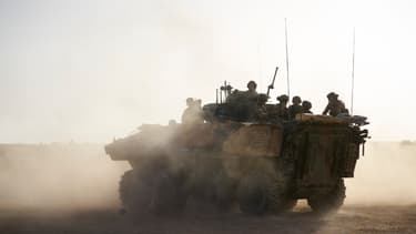 Un blindé de l'opération Barkhane en mission au Mali (PHOTO D'ILLUSTRATION) - Michelle Cattani - AFP