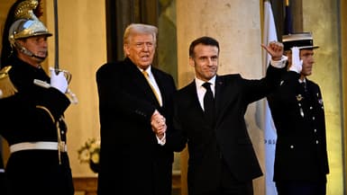 Emmanuel Macron accueille Donald Trump avant une réunion au palais présidentiel de l'Élysée à Paris, le 7 décembre 2024, en amont de la cérémonie de réouverture de la cathédrale Notre-Dame de Paris.