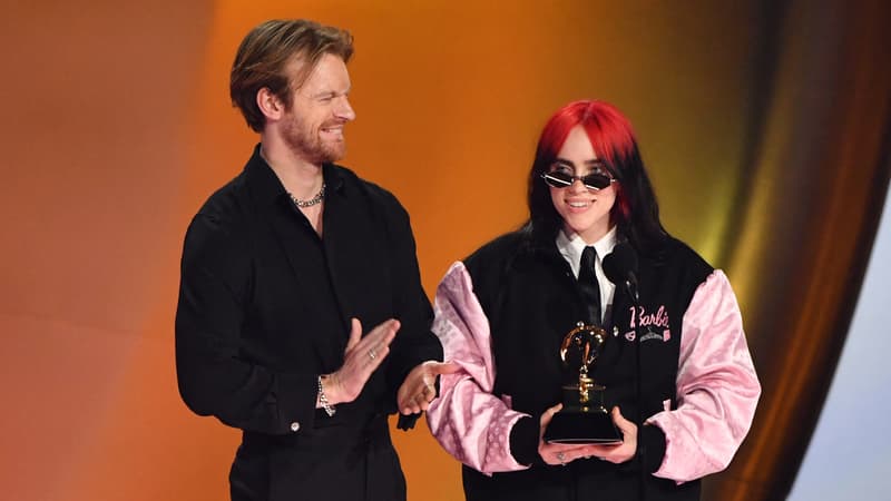 Billie Eilish et son frère, lors des Grammy Awards le 4 février 2024 à Los Angeles