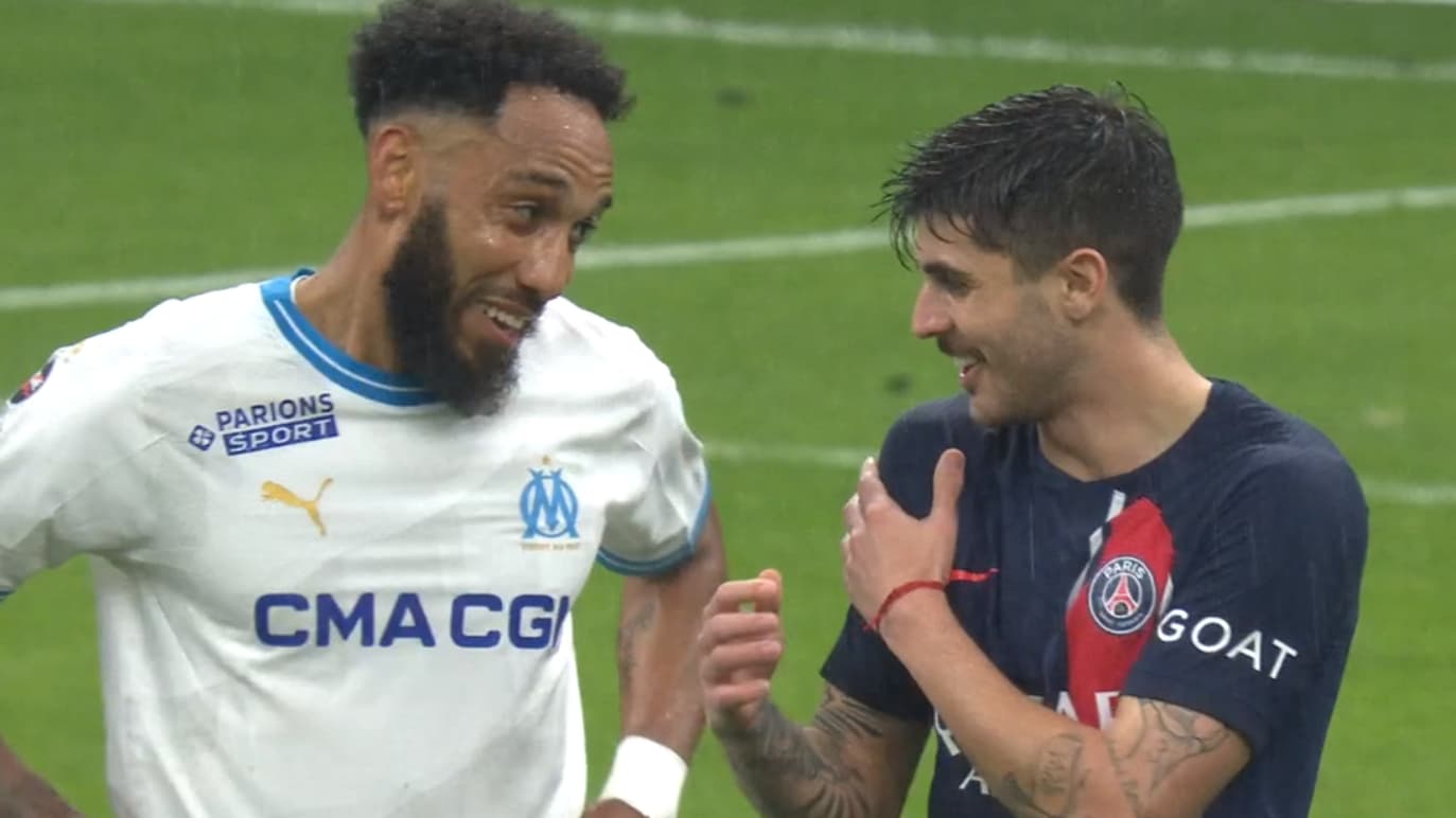 Aubameyang et Beraldo ont débattu de l'action qui fera parler, mais Mr Bastien a fini par trancher, en défaveur du défenseur brésilien Aubameyang et Beraldo ont débattu de l'action qui fera parler, mais Mr Bastien a fini par trancher, en défaveur du défenseur brésilien