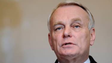 Jean-Marc Ayrault se défend de faire des cadeaux aux entreprises avec le pacte de responsabilité