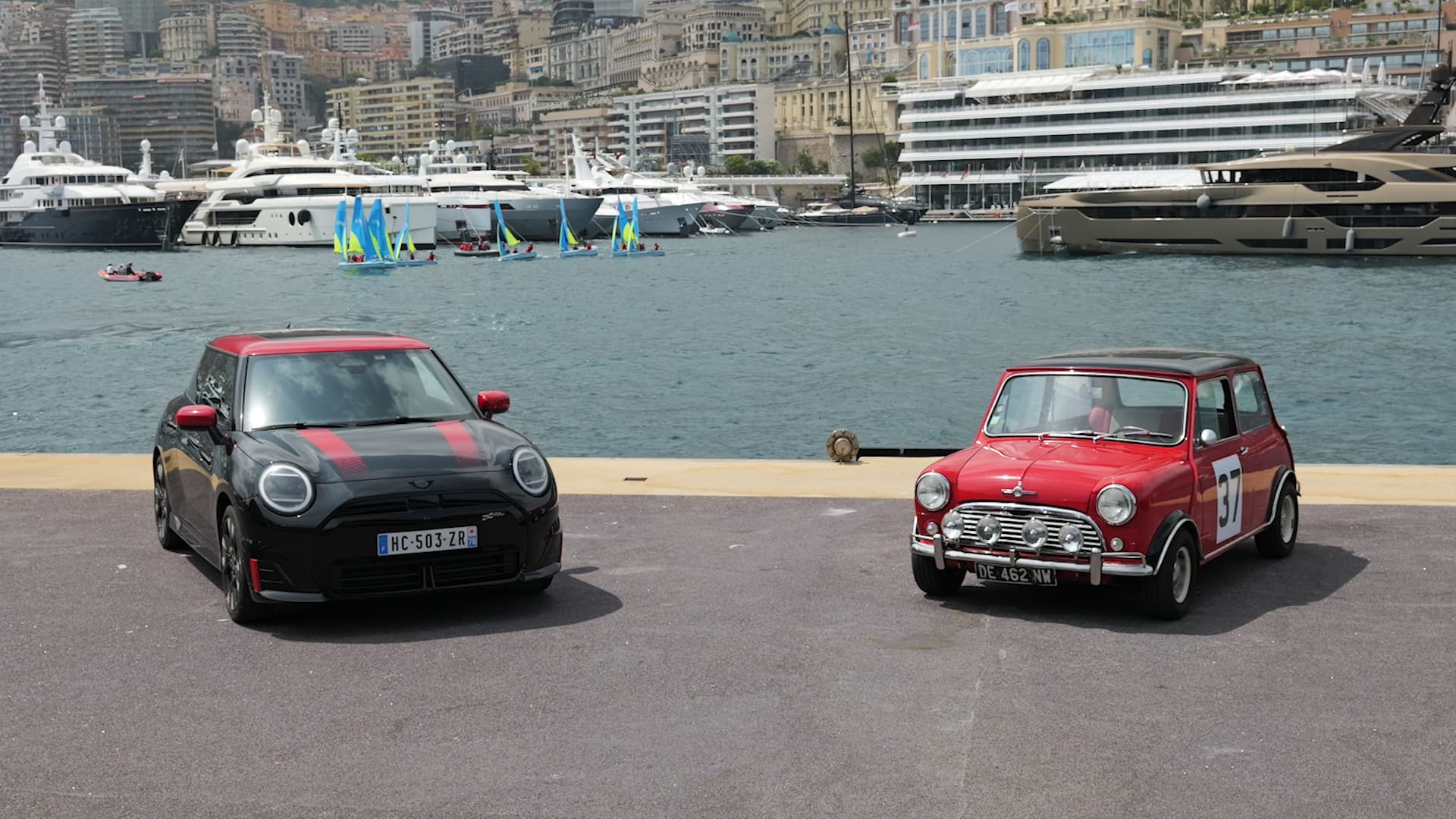 Una diferencia en el mini tamaño del pasado y la corriente. A difference in the mini size of the past and the current.