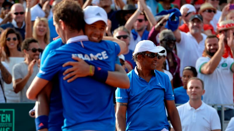 Jo-Wilfried Tsonga et Richard Gasquet sous les yeux de leur capitaine Yannick Noah