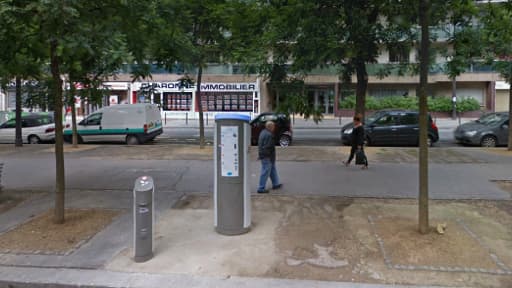C'est à cet emplacement que deux véhicules Autolib' ont été incendiés.