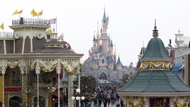 Une vue du parc Disneyland Paris en mars 2012.